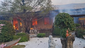 Hà Nam: Khống chế không để lan rộng vụ cháy tại Chùa Phật Quang