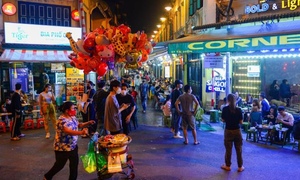 Quán ăn đêm ngon nổi tiếng ở Hà Nội