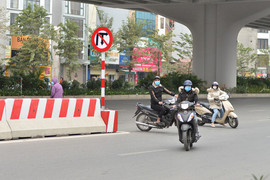 Quay đầu xe máy tại nơi có biển cấm quay đầu xe bị phạt bao nhiêu tiền?