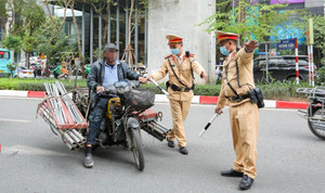 Xử lý xe 'máy chém' diễu phố: CSGT còn nương tay thì sẽ còn nhiều cái chết oan