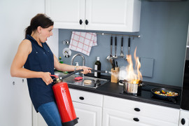 5 thói quen làm bếp có thể gây hỏa hoạn