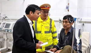 Bộ Y tế yêu cầu tập trung cứu chữa nạn nhân vụ xe khách lao xuống vực ở Đà Nẵng