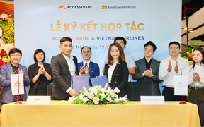 Vietnam Airlines và ACCESSTRADE ký kết hợp tác thúc đẩy thương mại điện tử 