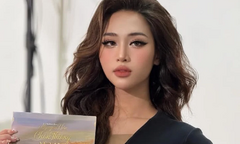 Người mẫu đặc biệt nhất làng mốt Việt