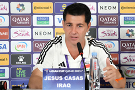 HLV Iraq suýt bị đánh trong phòng họp báo