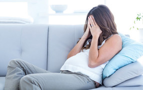  Đi khám phụ khoa, nữ sinh 20 tuổi ngã ngửa khi biết mang thai hơn 7 tháng