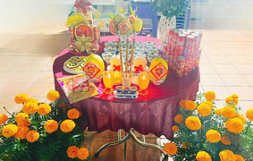 Cúng giao thừa ngoài trời hay trong nhà trước mới đúng?