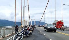 Đỗ xe trên cầu bị xử phạt bao nhiêu tiền?