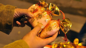 Tại sao đầu năm mua muối, cuối năm mua vôi? 