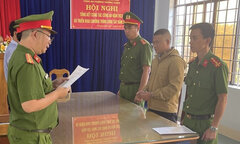 Bắt cựu cán bộ ngân hàng lừa đảo chiếm đoạt hơn 14 tỷ đồng