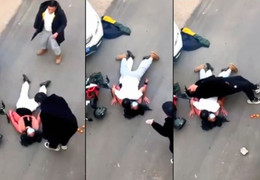 Màn ăn vạ kỳ quặc khi đụng xe khiến nữ tài xế thành trò cười 