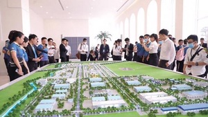 Thị trường ấm dần, môi giới bất động sản khấp khởi quay lại nghề