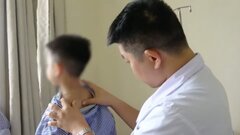 Uống 'thần dược' tăng cân, nhiều trẻ phù mặt, rậm lông vùng lưng