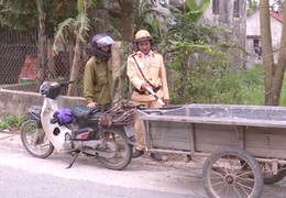 Đi xe tự chế bị phạt bao nhiêu tiền?