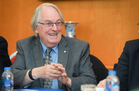 'Cha đẻ' pin Lithium-ion từng bị chê trách