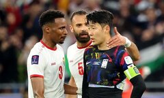 Son Heung-min bật khóc, dàn sao Hàn Quốc cúi đầu xin lỗi người hâm mộ