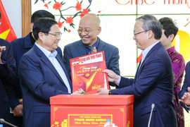 Thủ tướng: VOV phải giữ cho bằng được tiếng nói của Đảng, Nhà nước và Nhân dân