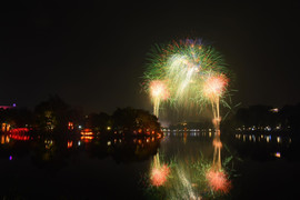 TRỰC TIẾP: Cả nước đón giao thừa Tết Giáp Thìn 2024