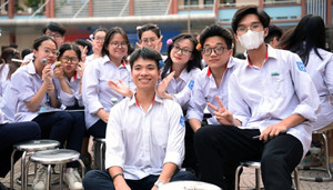 Phong tục Tết Thầy trong mắt 'gen Z'