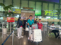 Sân bay Tân Sơn Nhất đón lượng khách chạm 'đỉnh' dịp Tết Nguyên đán