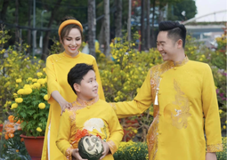 Hoa hậu Diễm Hương khoe loạt ảnh cưới với chồng Việt kiều