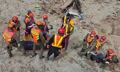 Philippines: Số người thiệt mạng vụ lở đất ở làng đào vàng lên tới 90 người