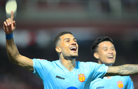 CLB Nam Định thắng thuyết phục Hải Phòng