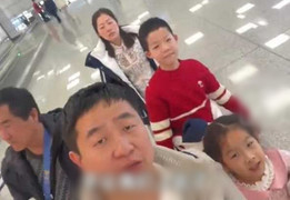 Không chịu mua sắm, cả nhà du khách bị hướng dẫn viên đuổi khỏi xe