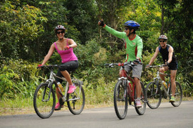 Những tour xe đạp đáng trải nghiệm tại TP.HCM