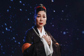 NSND Hồng Vân: Tự tin trở lại sân khấu sau khi giảm gần 20kg