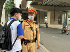 Người đi bộ sang đường không đúng quy định bị phạt bao nhiêu tiền?