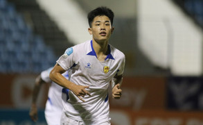 CLB Quảng Nam không đăng ký Đình Bắc thi đấu trận gặp HAGL