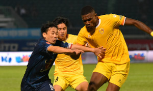 Hòa Quảng Nam, HAGL chưa thoát vị trí cuối bảng