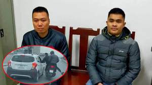  2 kẻ đi xe máy tạt đầu ô tô, đánh người ở đường Vành đai 2 khai gì?