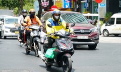 Chuyên gia lý giải thời tiết nắng nóng bất thường ở Nam Bộ và TP.HCM 