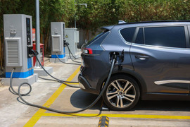 Nên sạc xe điện mỗi ngày một lần hay sạc 3 ngày một lần?