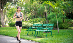 Chạy bộ vào buổi sáng hay buổi tối để giảm cân, giữ dáng hiệu quả?