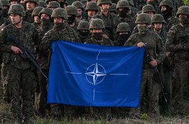 Báo Đức 'vẽ' viễn cảnh xung đột NATO - Nga