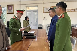 Thu học phí vượt mức, 3 giáo viên dạy lái xe ở Bắc Kạn bị khởi tố