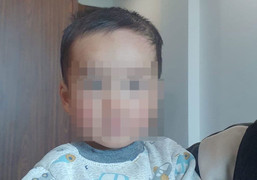 Bé trai 18 tháng tuổi bị bỏ rơi ở Trung tâm thương mại Aeon Mall Long Biên