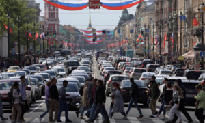 Kinh tế Nga dự báo tăng trưởng trên 2% năm 2024