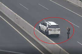 Dừng, đỗ xe trên đường cao tốc không đúng nơi quy định bị phạt bao nhiêu tiền?