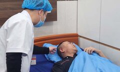 Tài xế ô tô khách: 'Xe container lao nhanh, tôi rà phanh nhưng không tránh nổi'