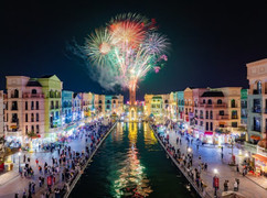 Giới trẻ sốt rần rần rủ nhau đến 'vũ trụ giải trí' số 1 miền Bắc đón 8/3