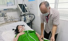 20 phút chạy đua cứu người phụ nữ ngừng tim trên đường đến bệnh viện