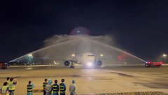Turkmenistan Airlines đáp chuyến bay đầu tiên đến Tân Sơn Nhất