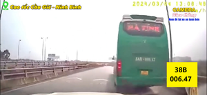 Xe khách chèn ép, chặn đầu ô tô trên cao tốc Cầu Giẽ - Ninh Bình