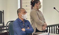 Hai bị cáo vụ gửi con đi chữa bệnh, nhận lại hũ tro cốt cùng được hưởng án treo