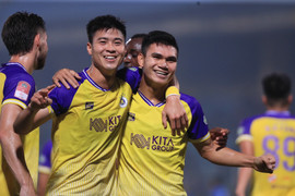 Kết quả V.League: Hà Nội FC thắng dễ Quảng Nam