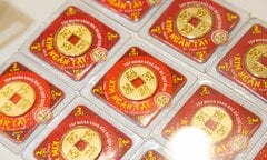 Giá vàng trong nước bất ngờ hạ nhiệt trong ngày giá thế giới lên đỉnh